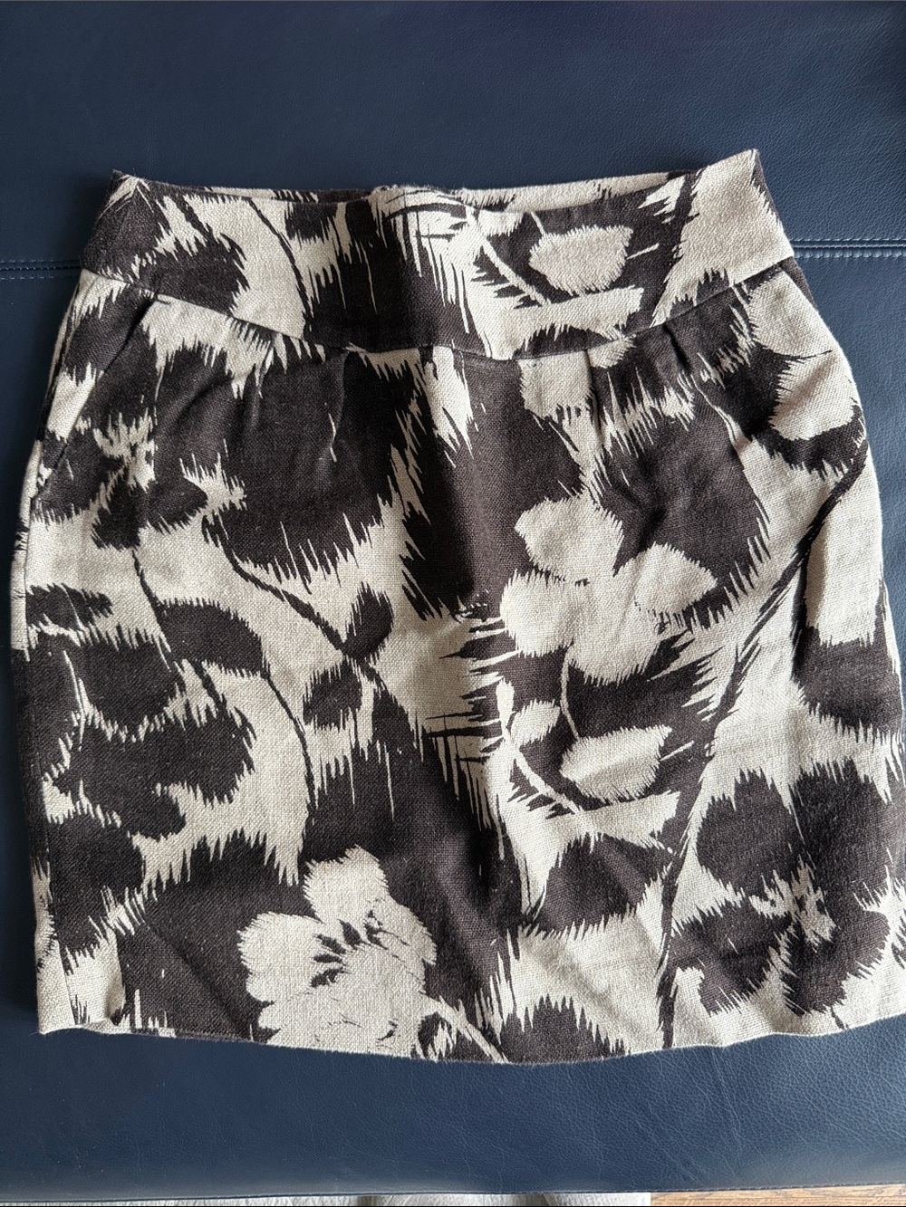 MICHAEL Michael Kors Black and Cream Floral Mini Skirt